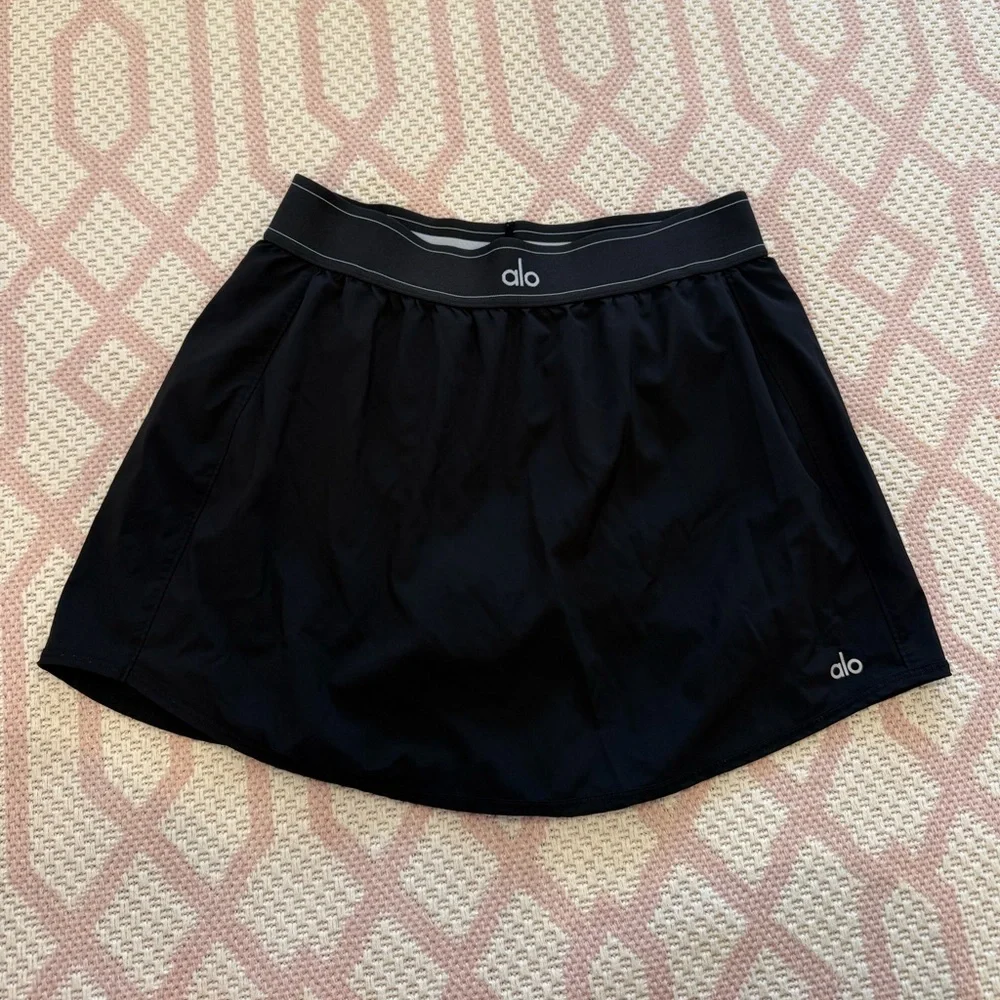ALO Yoga Black Women's Skirt - Picture 4 of 8